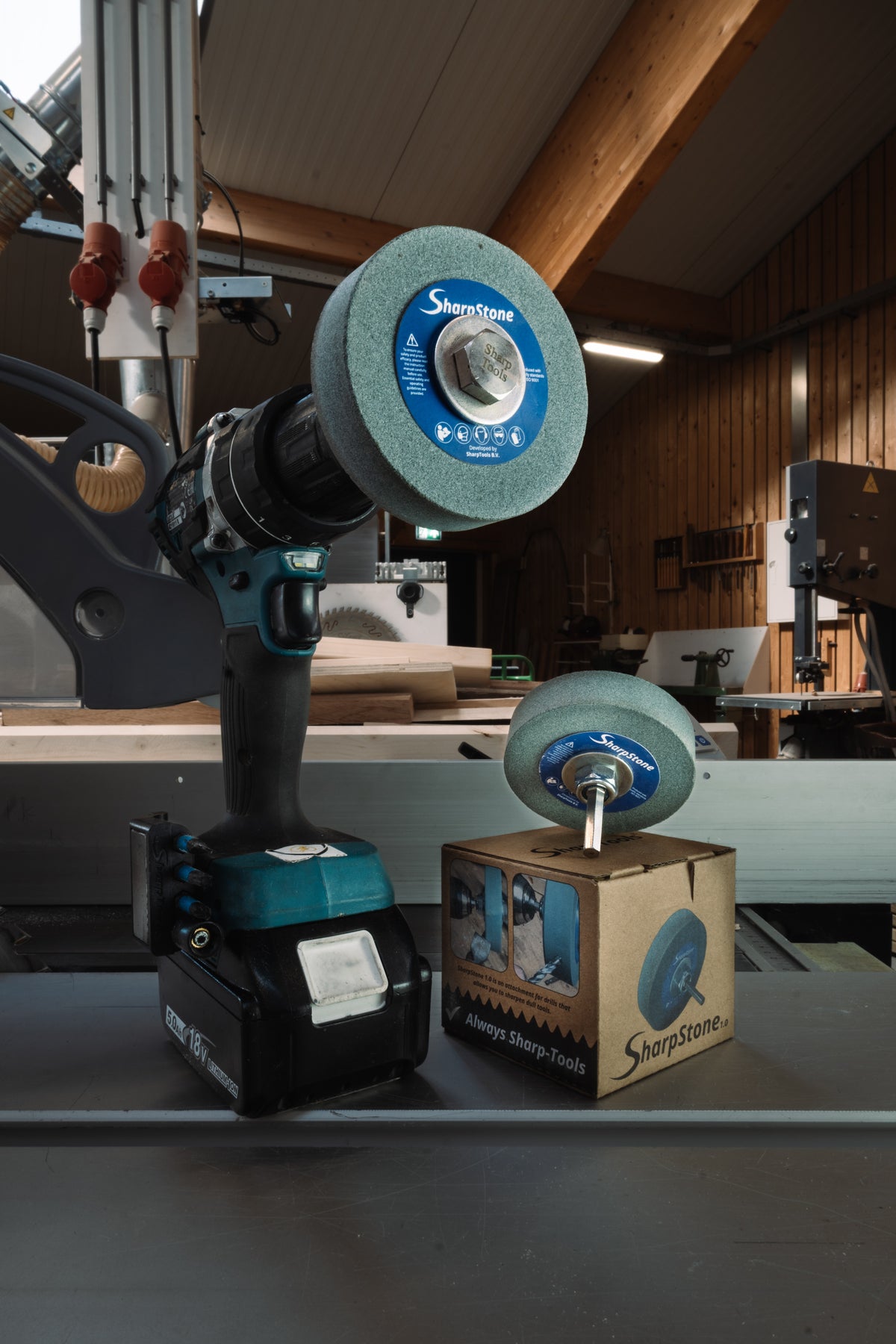 SharpTools | Multi-tool blade sharpener | SharpTool 2.0 – SharpTools B.V.